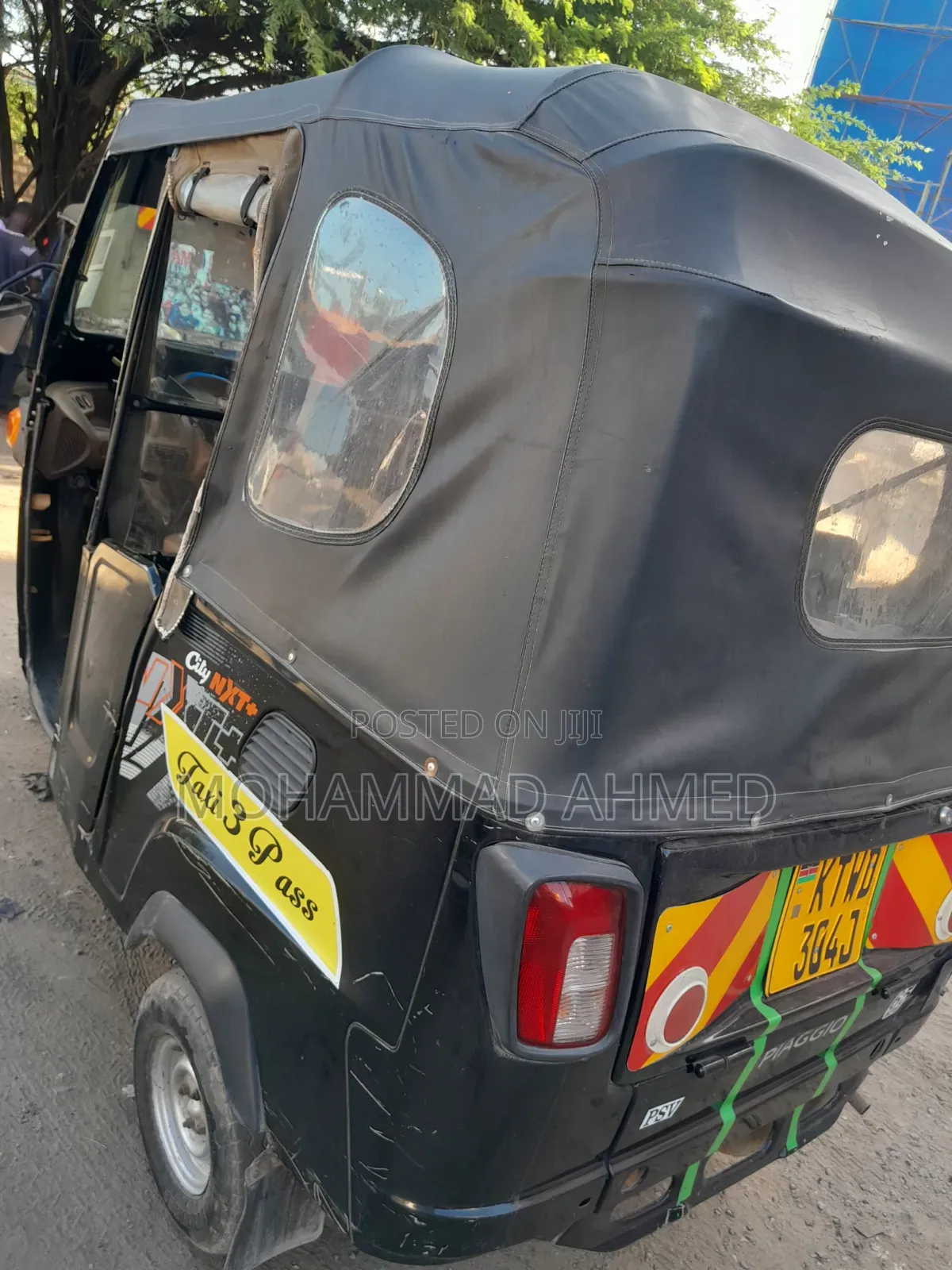 Piaggio 2025 Black