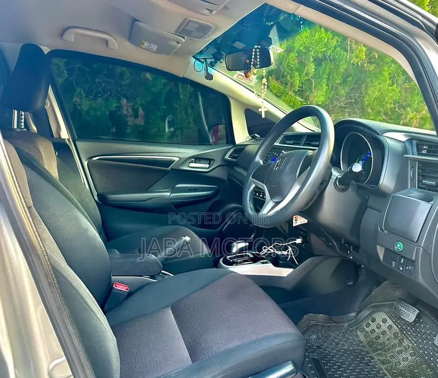 Honda Fit 2018 White
