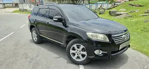 Toyota Vanguard 2012 Black