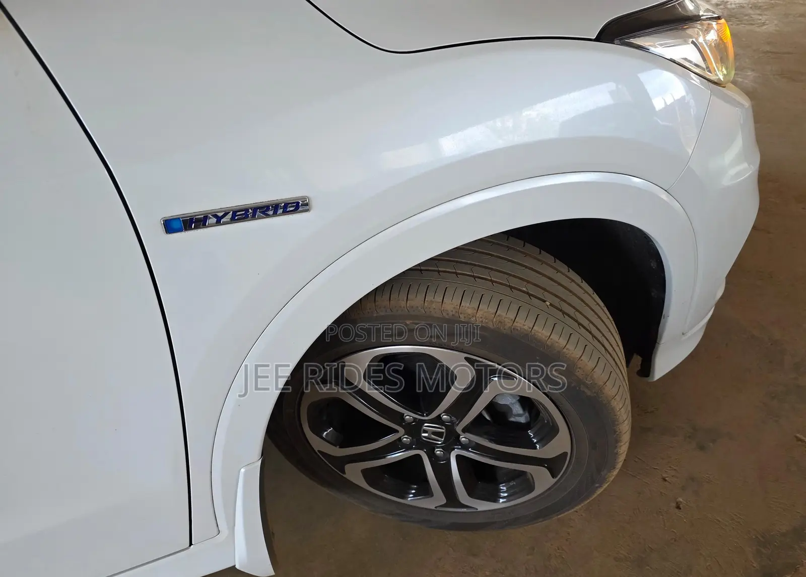 Honda Vezel 1.5 2WD 2019 White