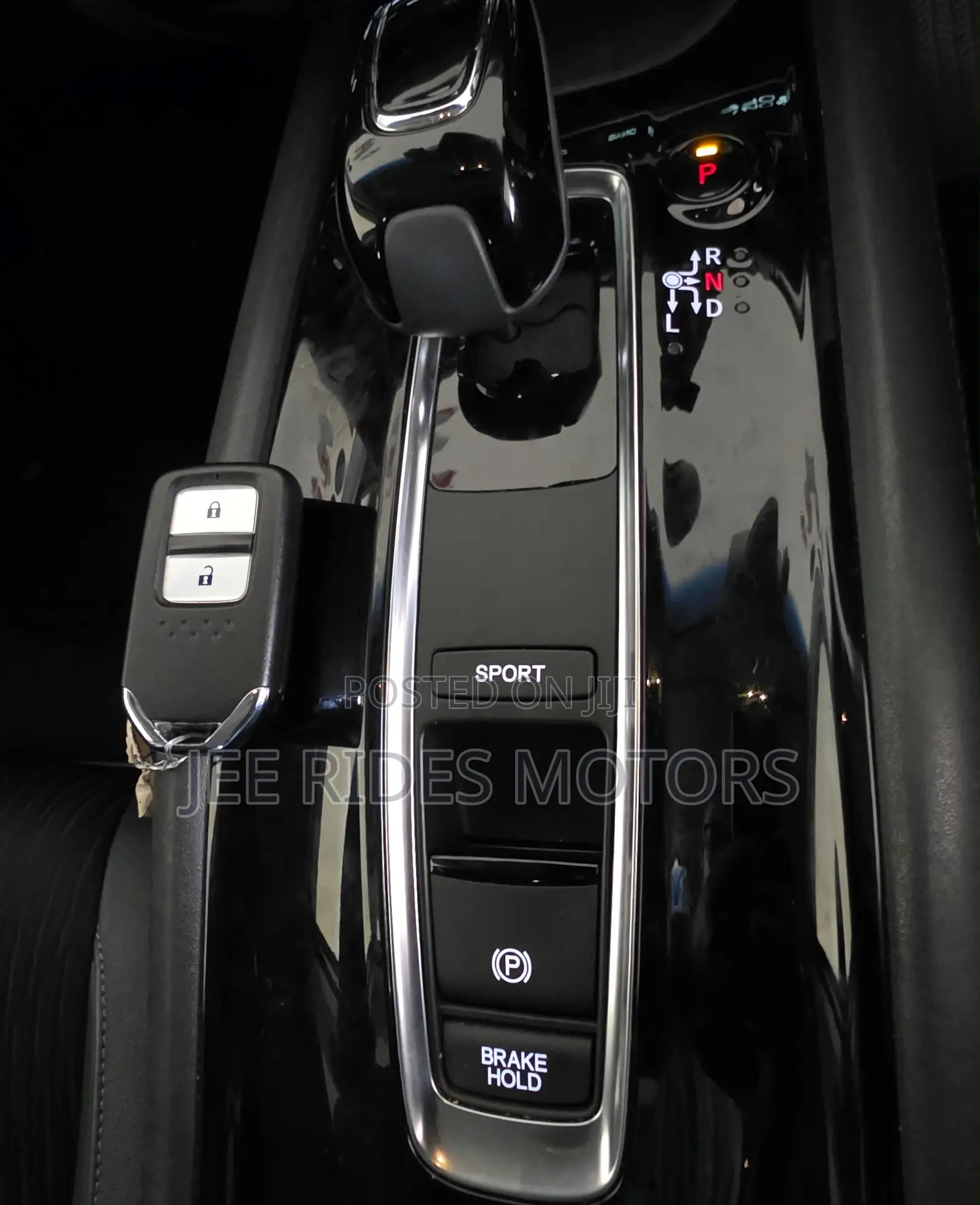 Honda Vezel 1.5 2WD 2019 White