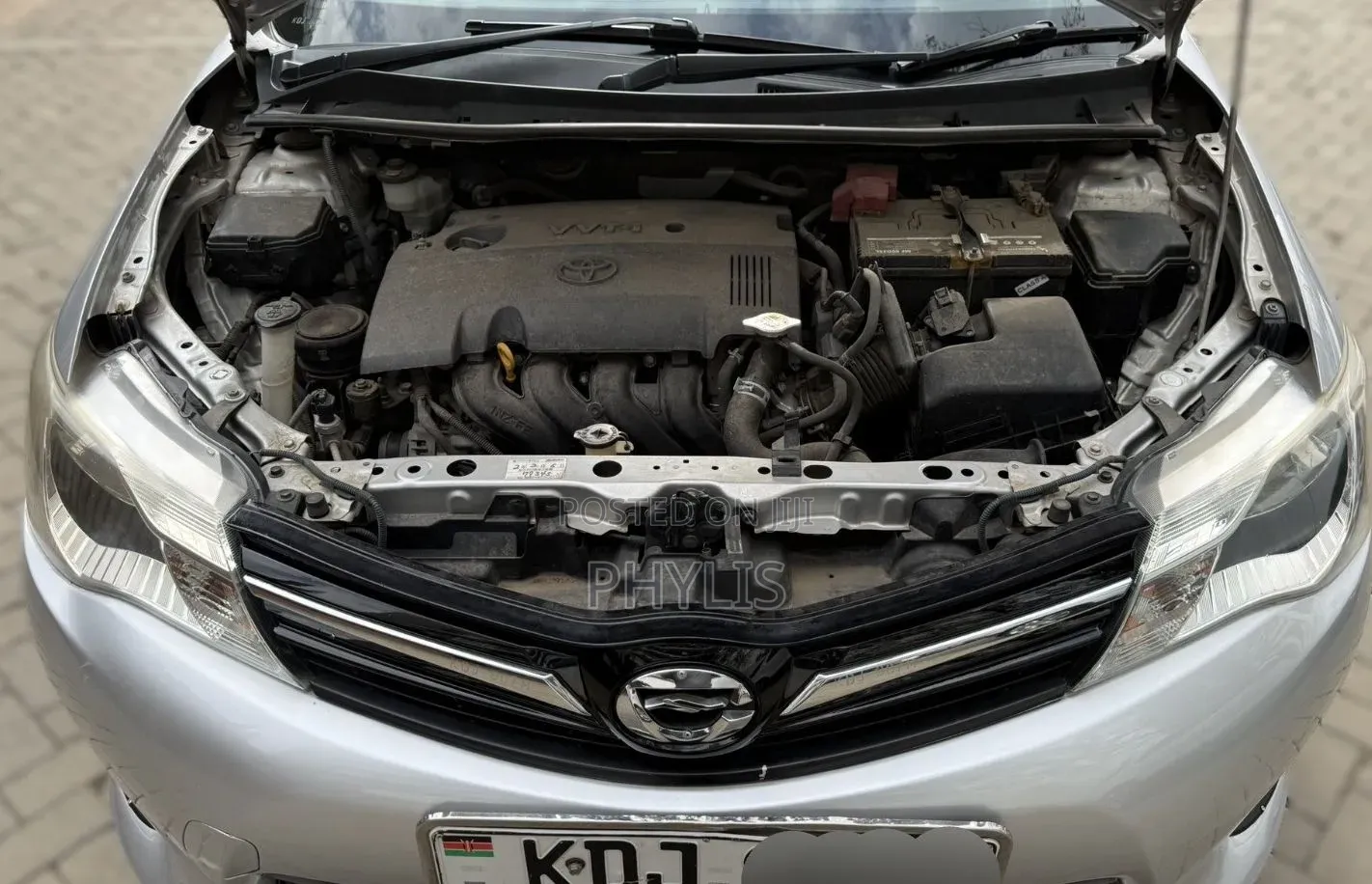 Toyota Corolla Fielder 2015 Silver