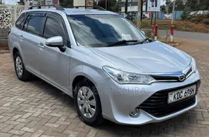 Toyota Corolla Fielder 1.5 Petrol FWD 2015 Silver