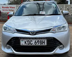 Toyota Corolla Fielder 1.5 Petrol FWD 2015 Silver