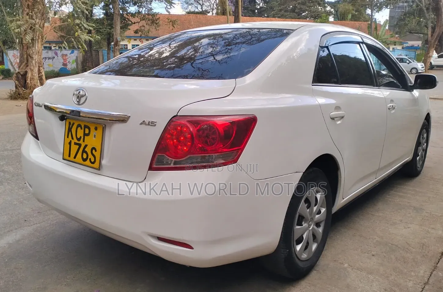 Toyota Allion 2010 Off white