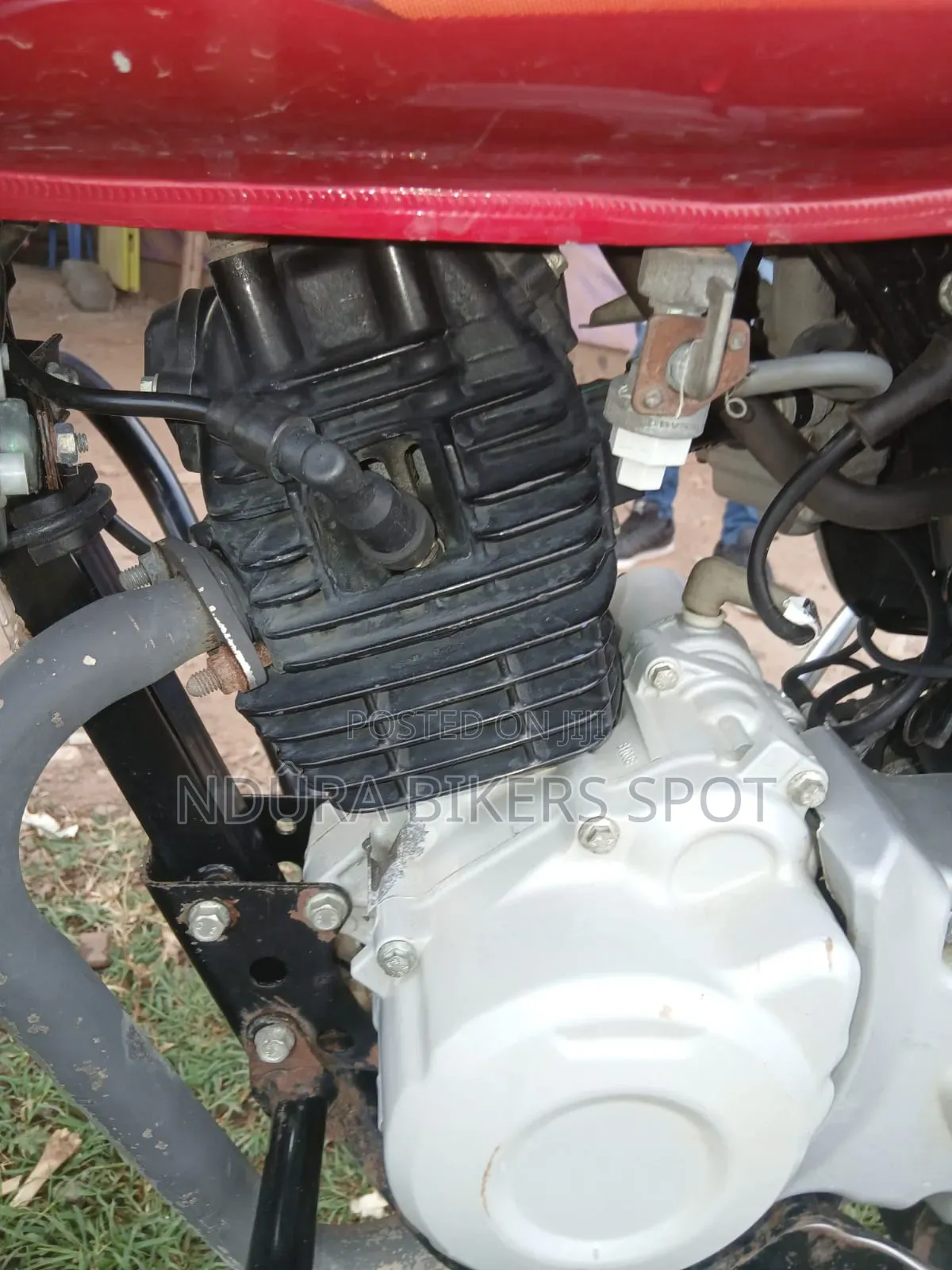 Bajaj Boxer 125 2025 Red