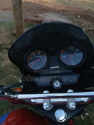 Bajaj Boxer 125 2025 Red