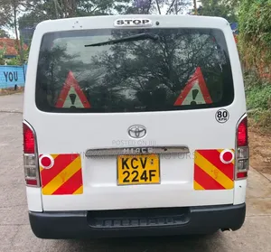Toyota HiAce 2011 White