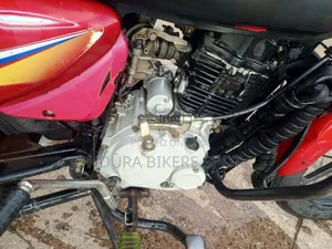 Bajaj Boxer 150 UG 2022
