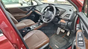 Subaru Forester Base AWD 2019 Burgundy