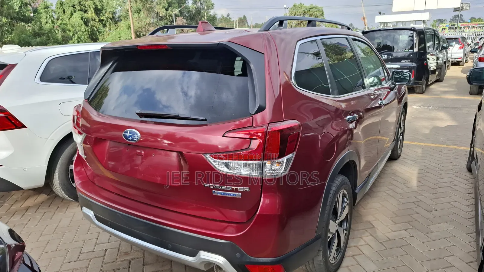 Subaru Forester Base AWD 2019 Burgundy