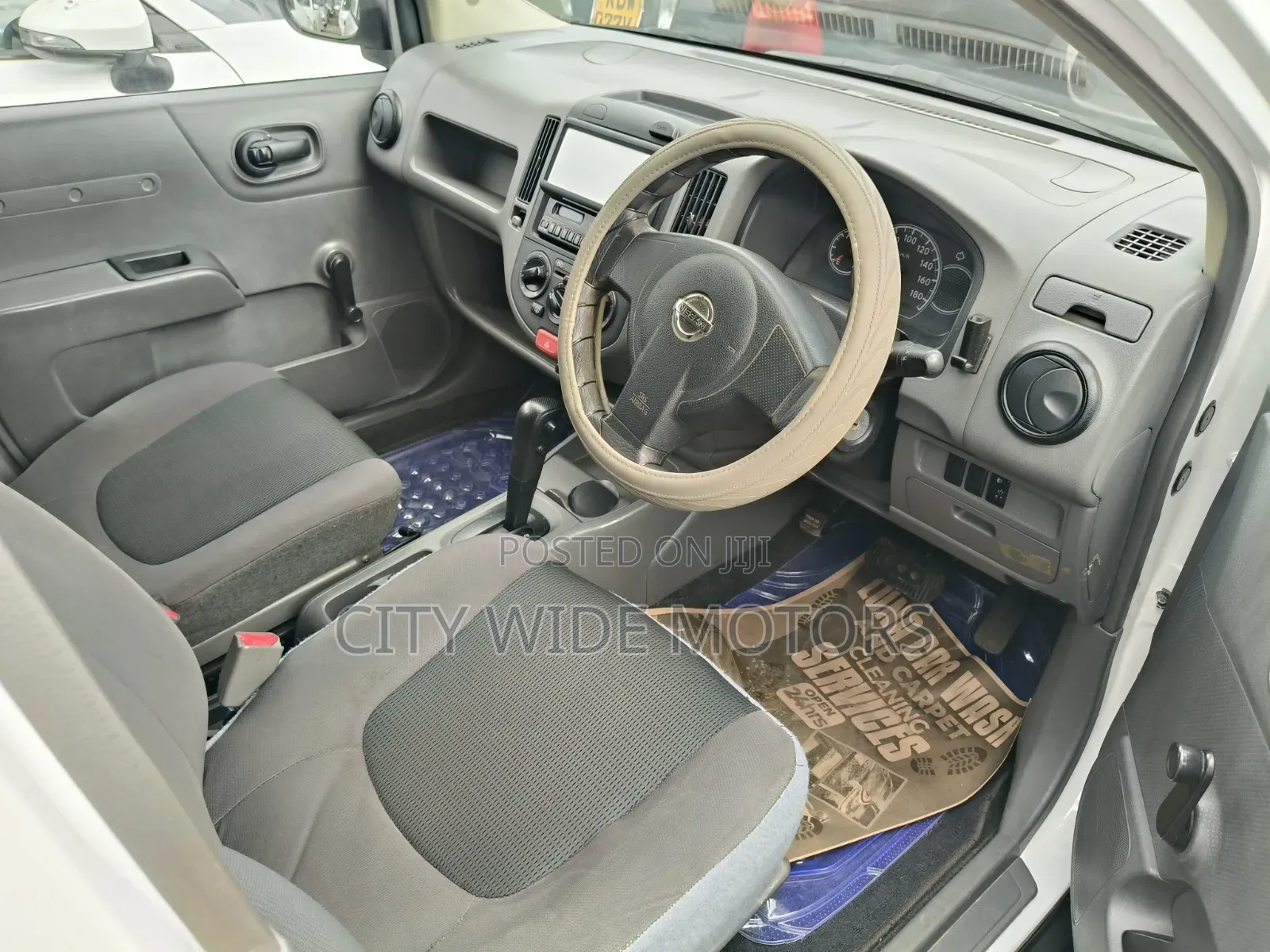 Nissan Advan 2009 White