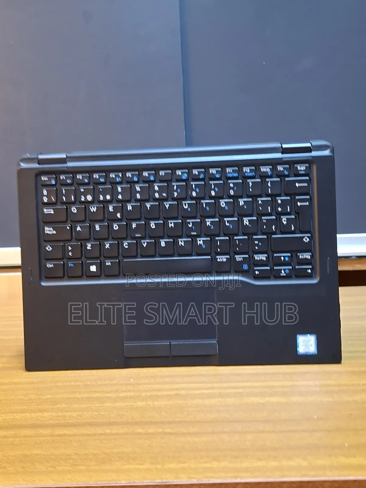 Laptop Dell Latitude 7390 8GB Intel Core i5 SSD 256GB