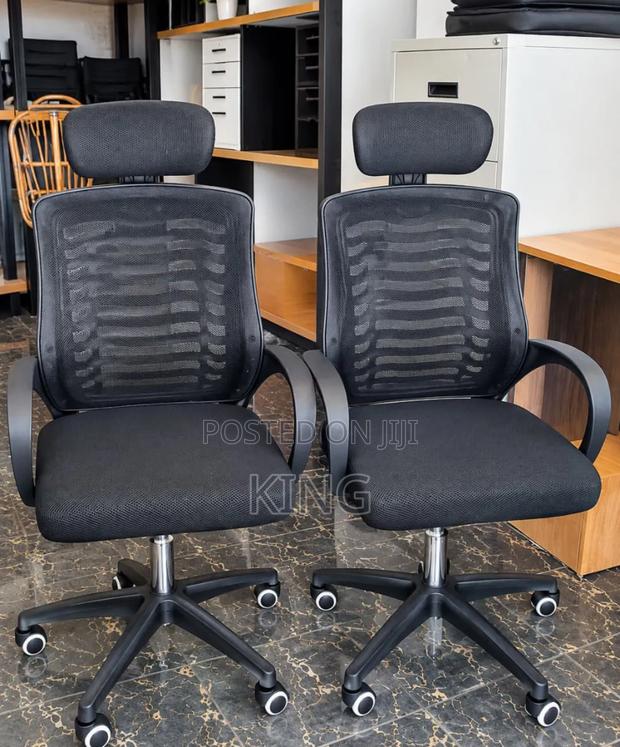 Complete Black Remain Office Chair