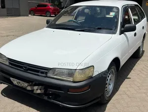 Toyota Corolla 2002 White