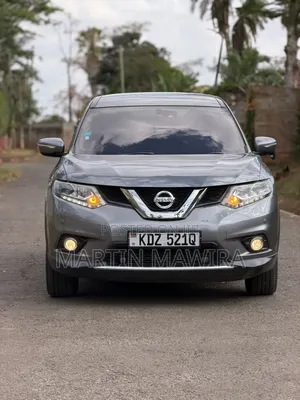 Nissan X-Trail 2015 Gray