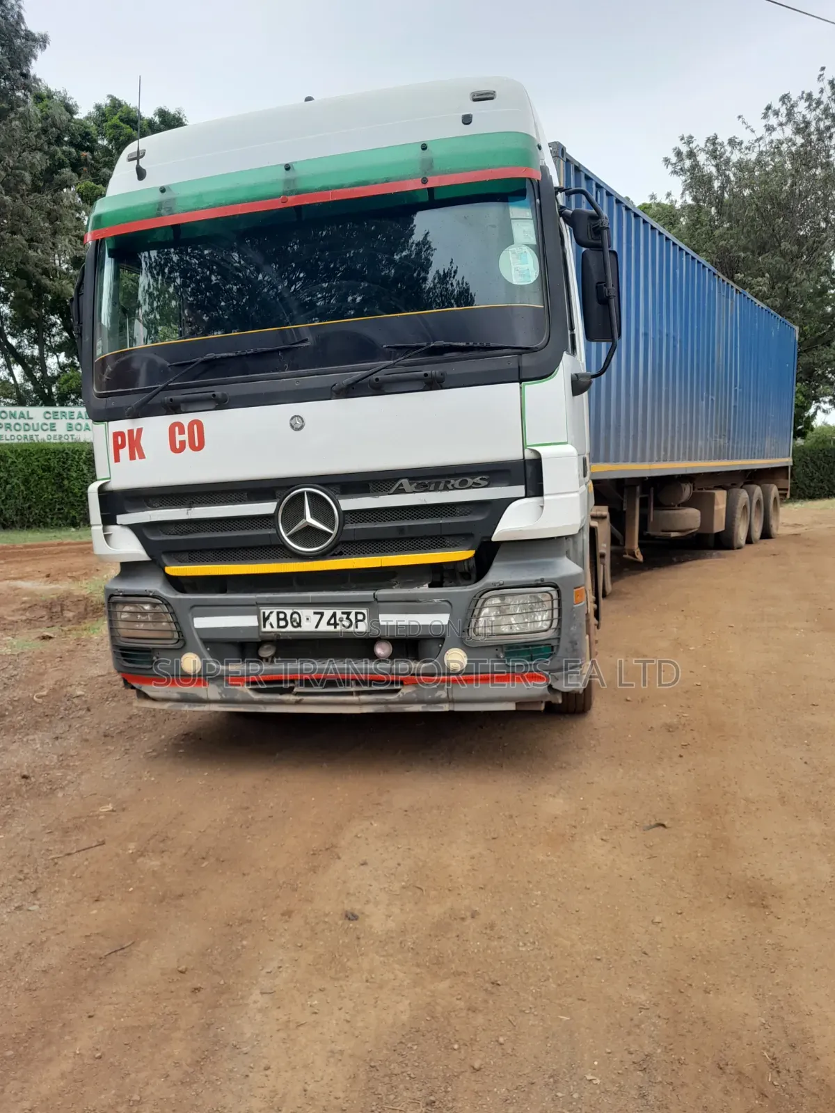 Movers.Loose cargo.Transport Within Karen .Trailers.Sadc