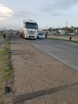 Movers.Loose cargo.Transport Within Karen .Trailers.Sadc