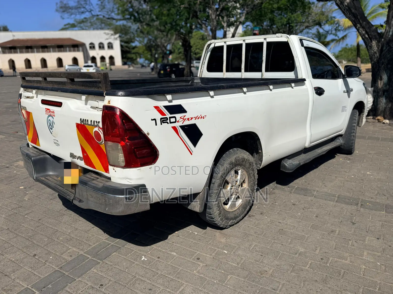 Toyota Hilux 2015 White