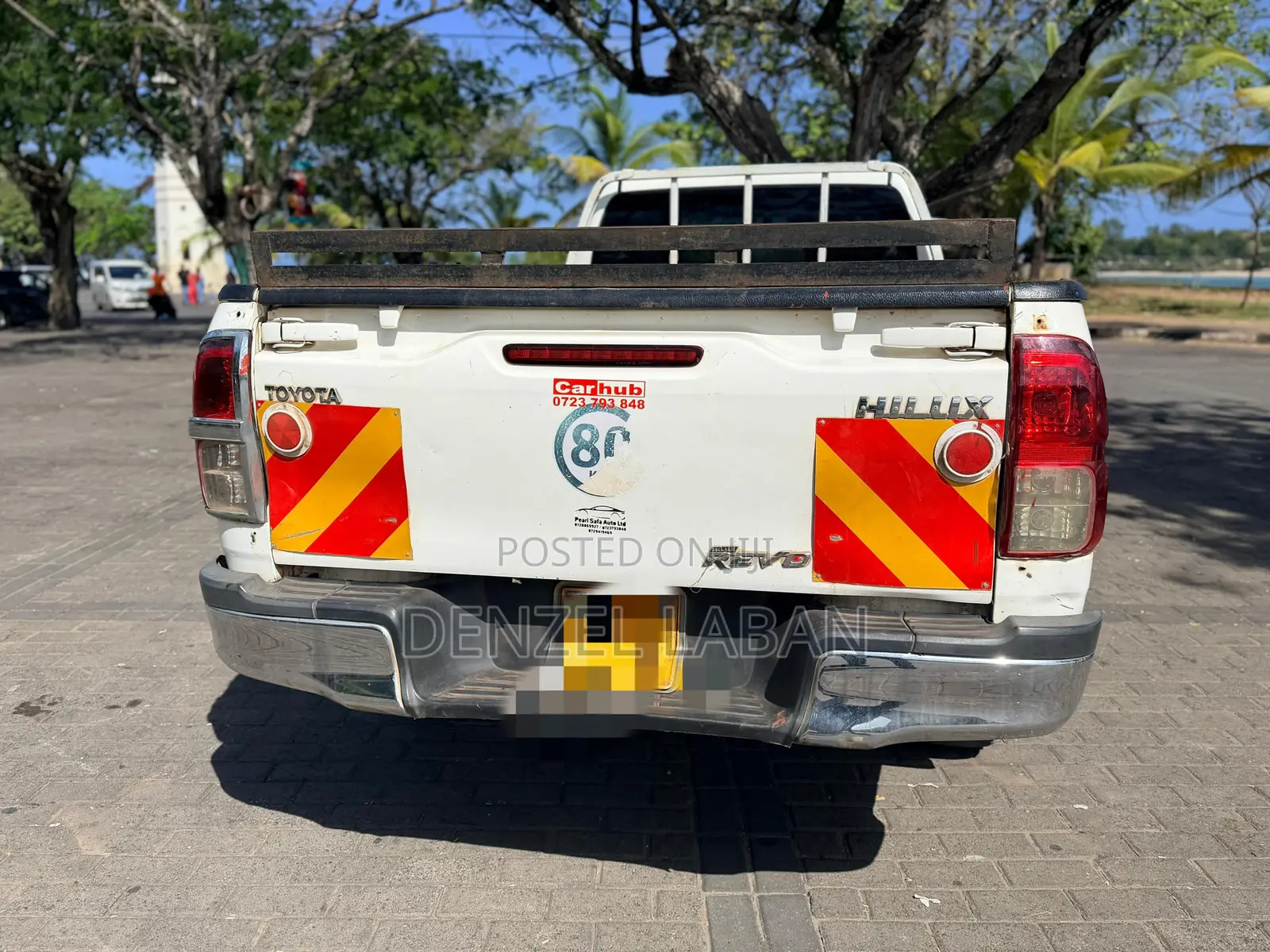 Toyota Hilux 2015 White