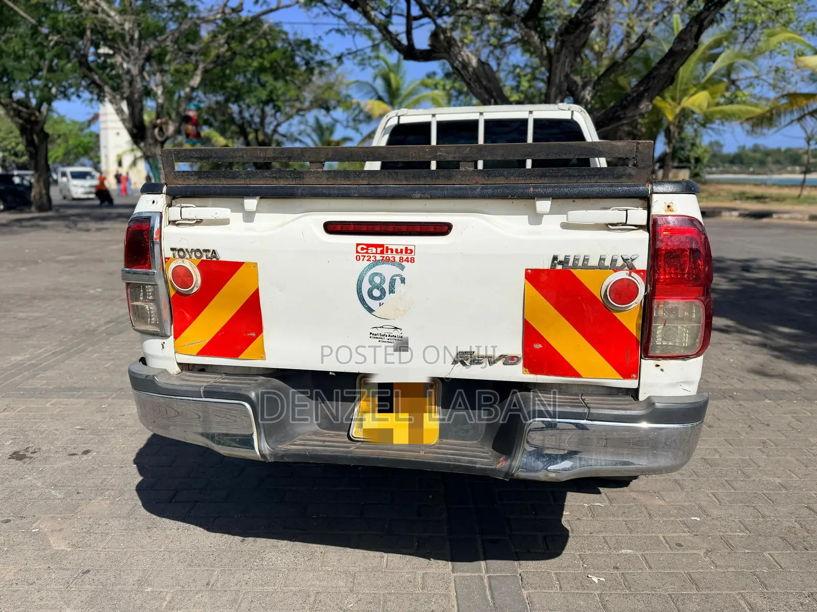 Toyota Hilux 2015 White