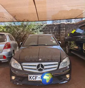 Mercedes-Benz C300 2010 Black