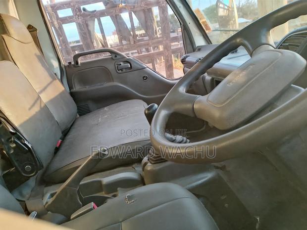 ISuzu NPR Rorry - thumbnail 3