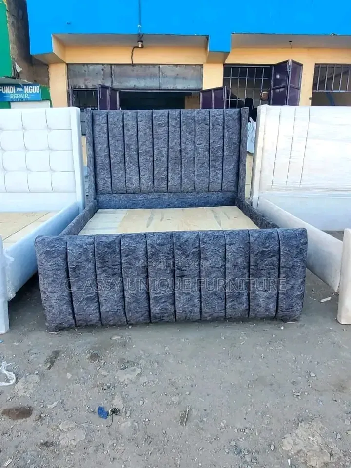 5x6 Grey Modern Bed