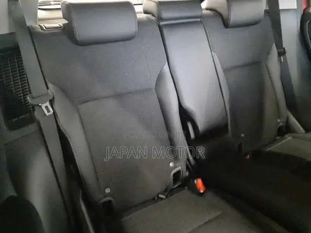 Honda Vezel 2021 Red