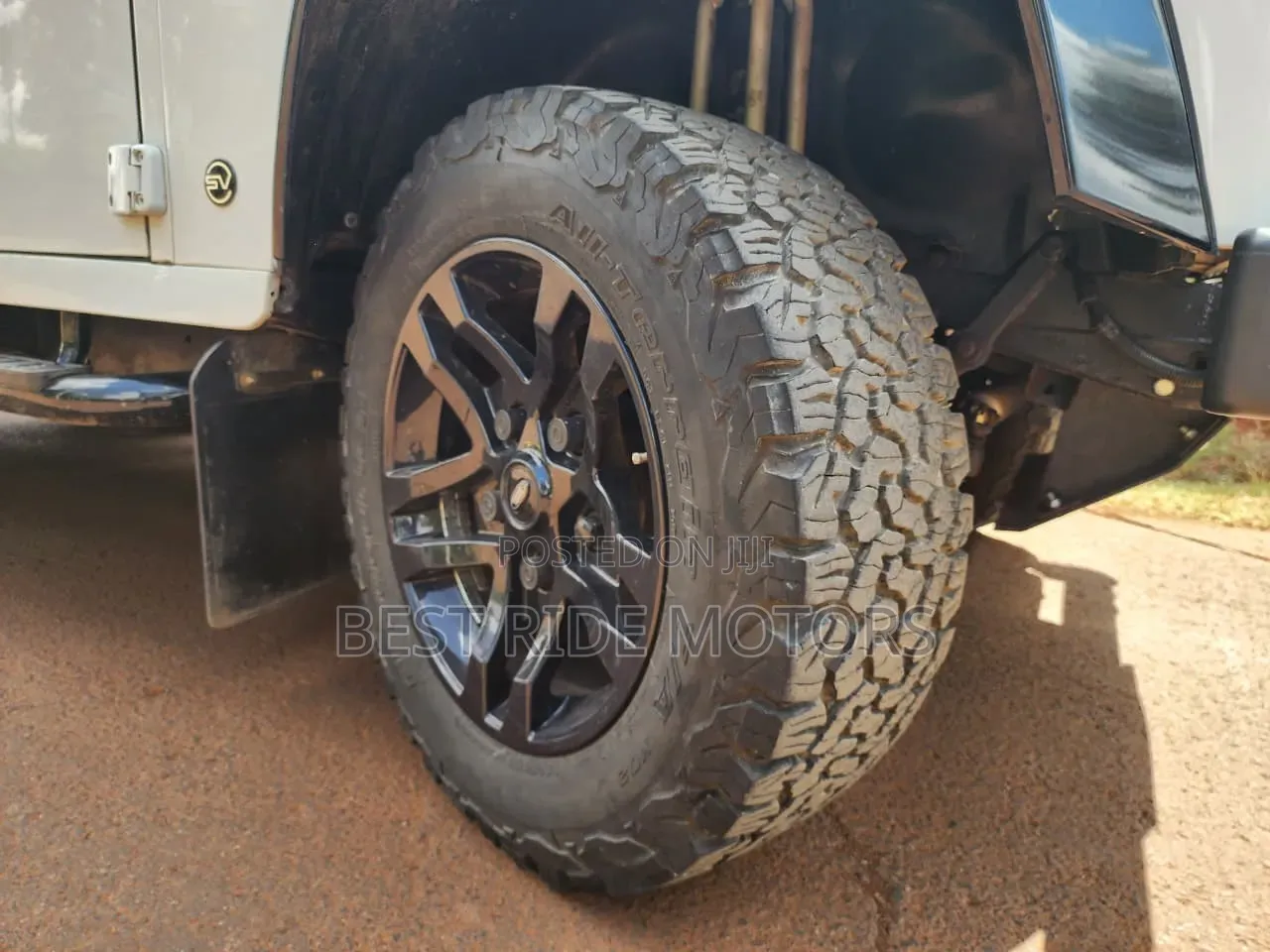 Land Rover Defender 1997 White