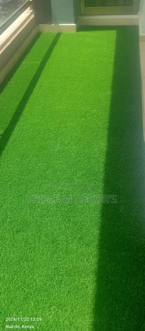 10mm Fake Grass Turf Carpet for Balcony Floor Covering