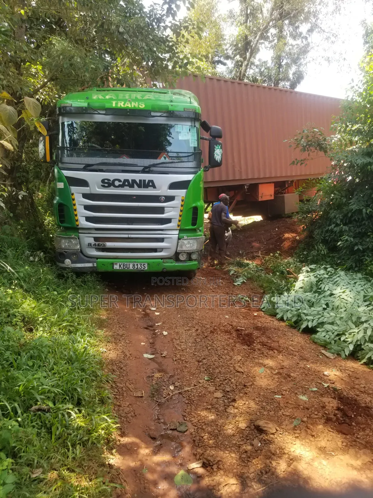 Movers & Transporters. Transit Trailers.Nairobi Kigali.28 T