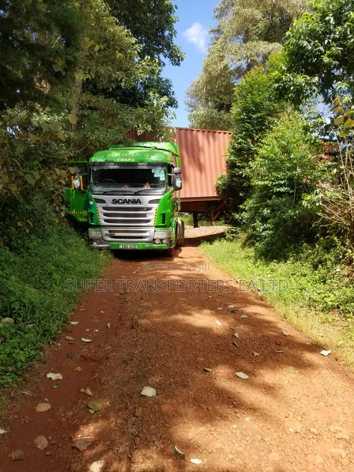 Movers & Transporters. Transit Trailers.Nairobi Kigali.28 T