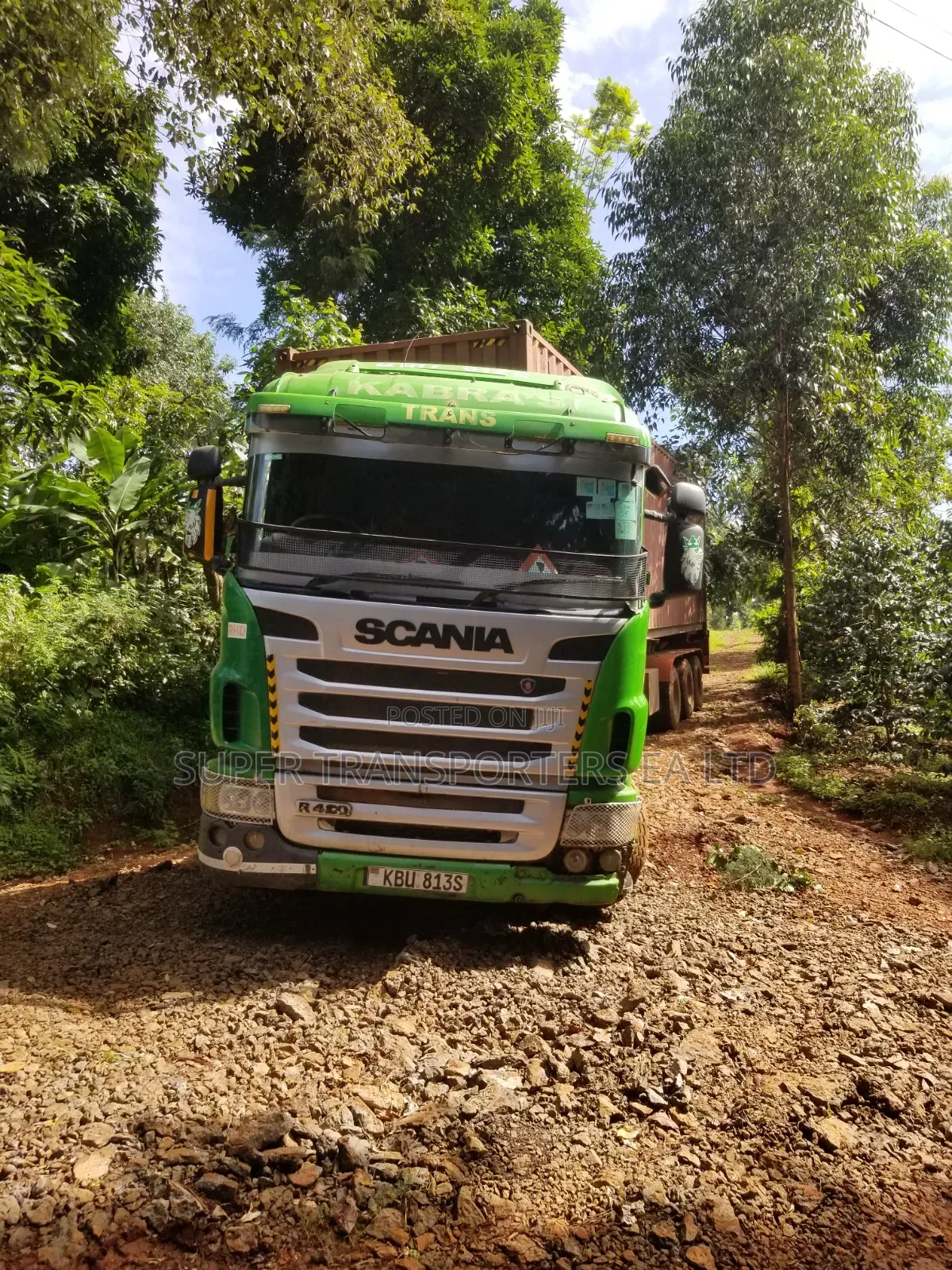 Movers & Transporters. Transit Trailers.Nairobi Kigali.28 T