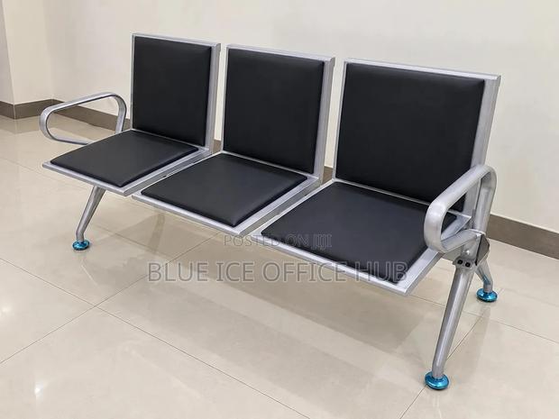 Three-Seater Waiting Bench - thumbnail 2