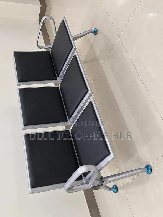 Three-Seater Waiting Bench - thumbnail 3
