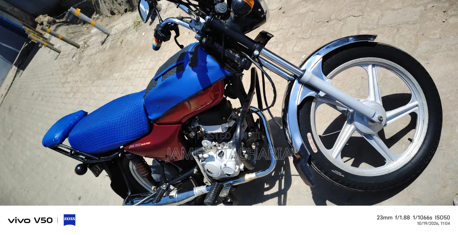 Bajaj CT 100X 2026 Red