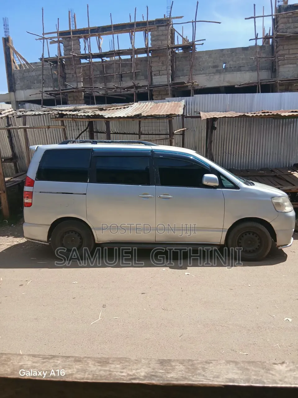 Toyota Noah 2003 Silver