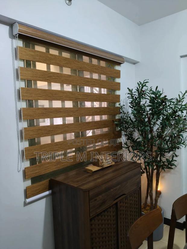 Top Finish Rollers Blind's - Best Quality Finish for Homes, Offices,