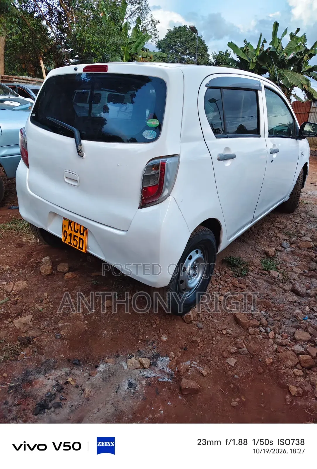 Daihatsu Mira 2012 White