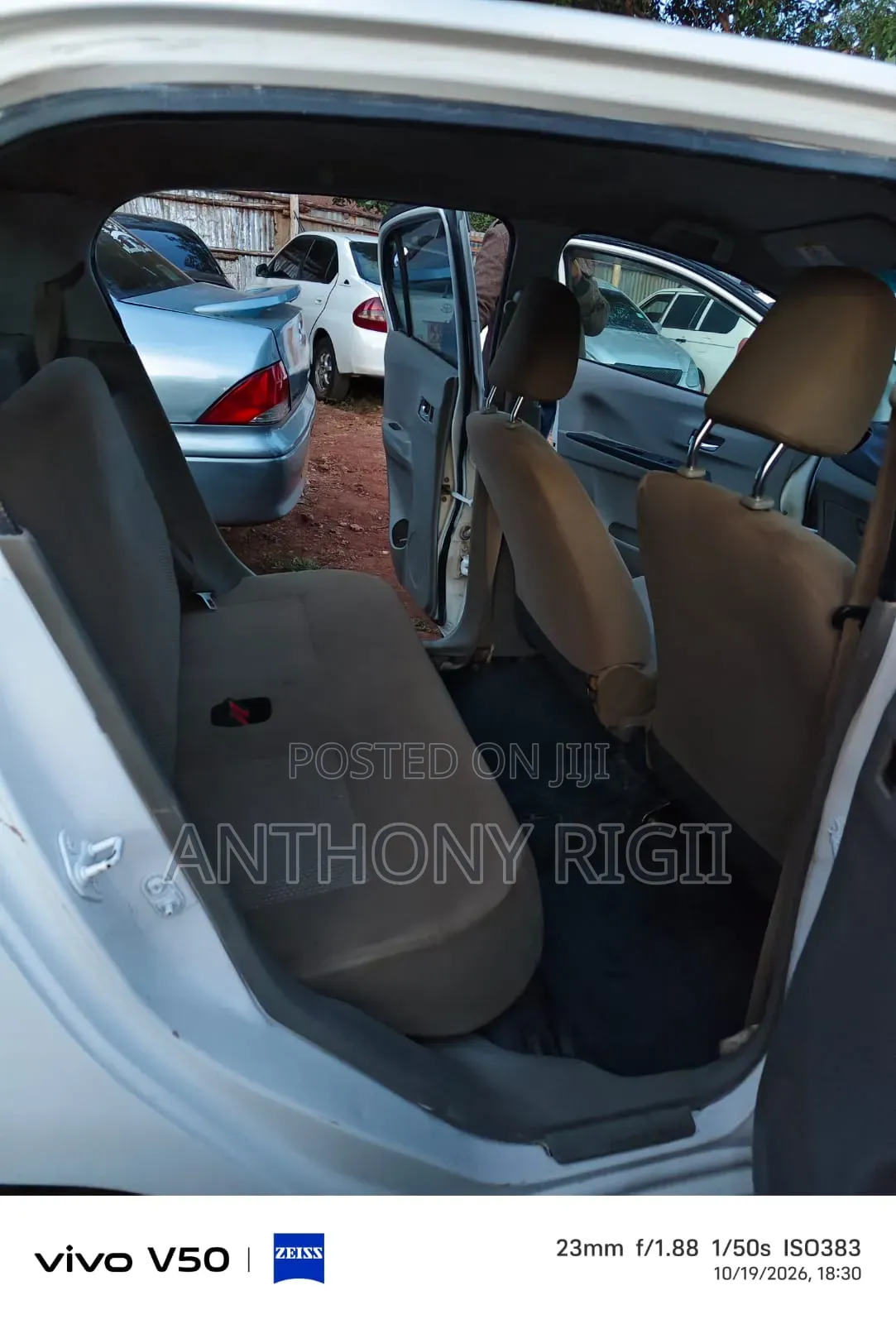 Daihatsu Mira 2012 White