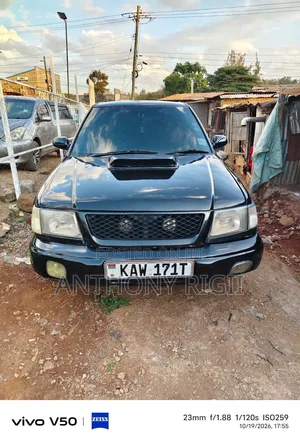 Subaru Forester SF 2.0 1999 Black