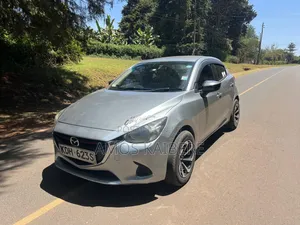 Mazda Demio 2016 Silver