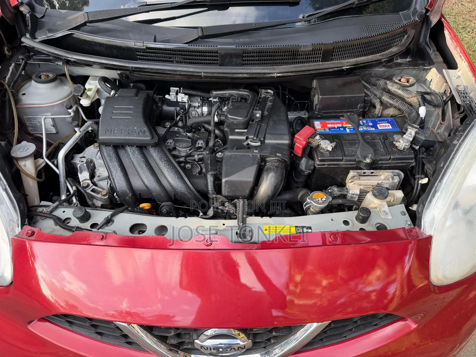 Nissan March 1.2 AWD 2015 Maroon