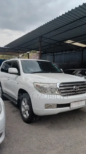 Toyota Land Cruiser 2007 White