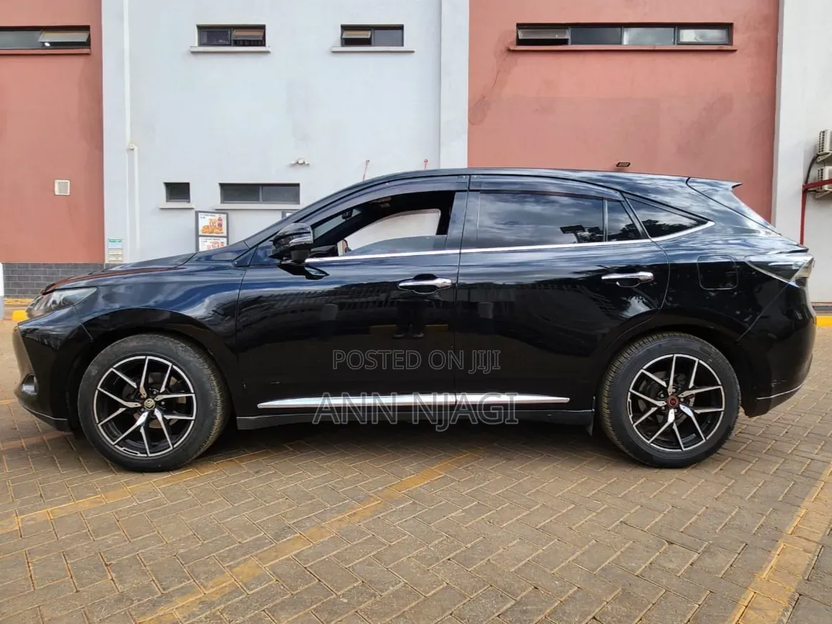 Toyota Harrier 2017 Black