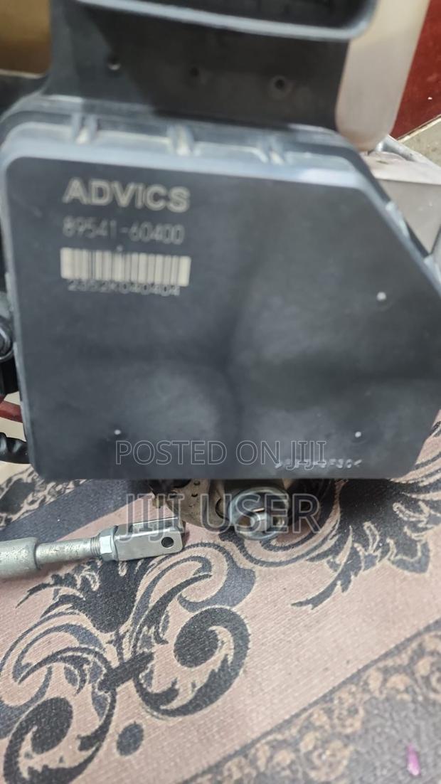LAND CRUISER Brake Booster Abs Pump Lx-600 Lx-570 Prado200, 100 Series
