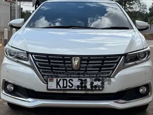 Toyota Premio 1.5 FWD 2018 White