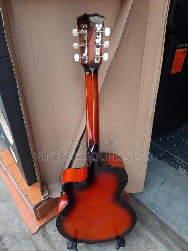 Medium Acoustics Guitar - thumbnail 2