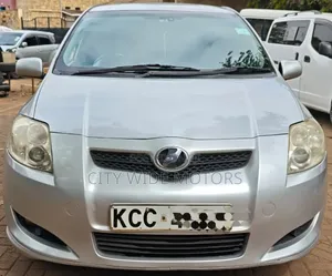 Toyota Auris 2009 Silver